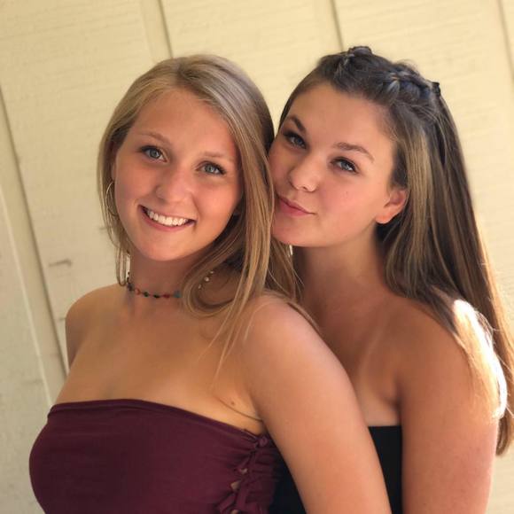 Meet your Posher, Eva - Picture 1 of 1